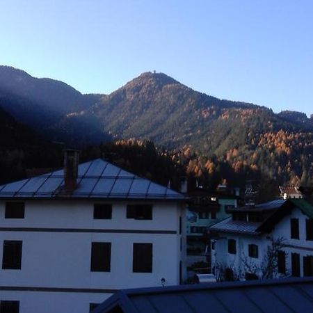 Appartamento Prof. Carlo Pais Auronzo di Cadore Habitación foto